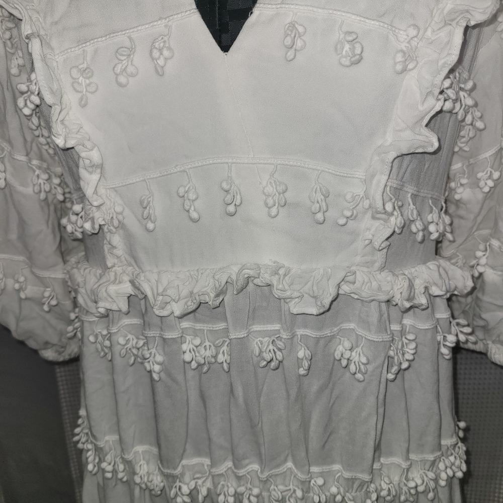 FARM Rio White Textured Dress - Picture 9 of 13